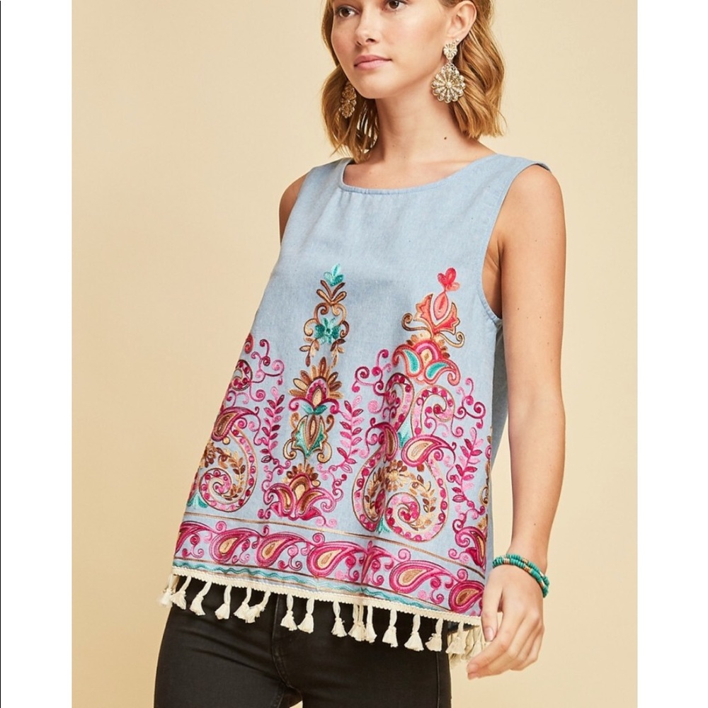 *LAST ONE - ONLY MED LEFT* Chambray Tassel Top